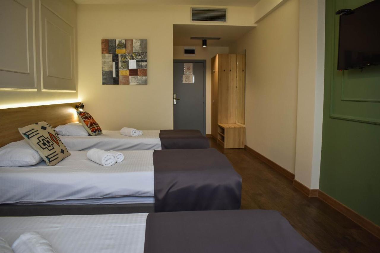 Hotel Dijana ピロト エクステリア 写真