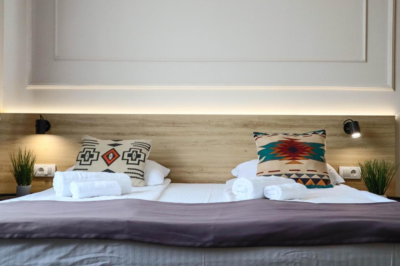 Hotel Dijana ピロト エクステリア 写真